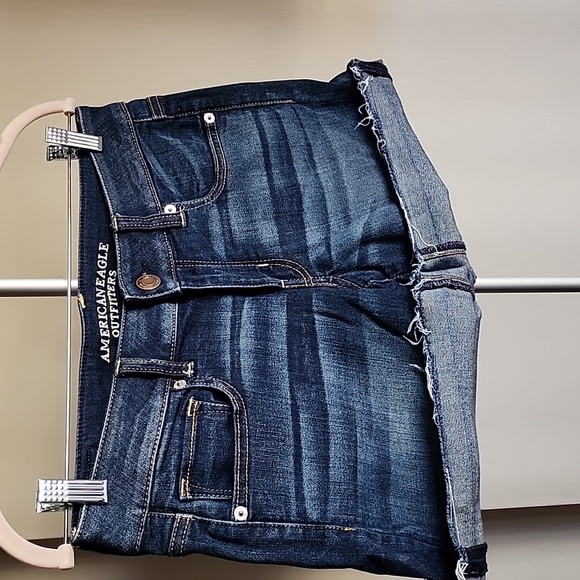 "A.E.O." Jean Shorts 💙 - Picture 3 of 9